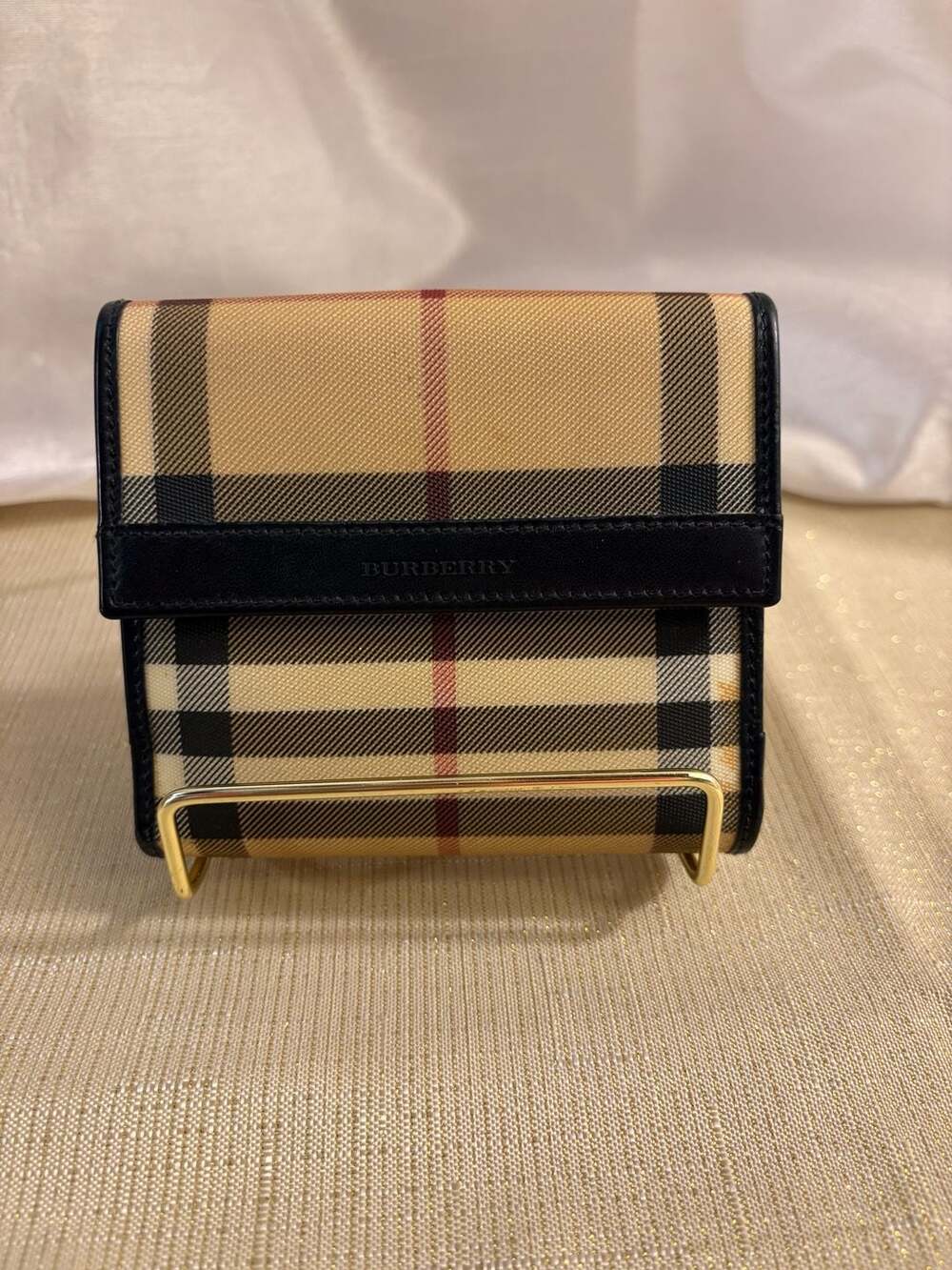 Burberry Vintage Nova Check Bi-fold Flap Compact Wallet
